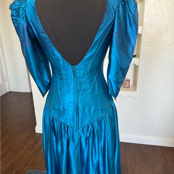 80s Formal Dress - Picture 4 of 5
